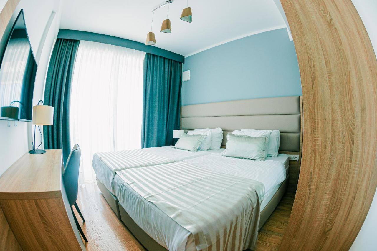 Kaneo Beach Hotel Novalja Eksteriør bilde
